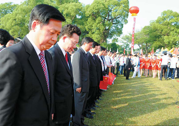 Relay in historical city tinged with sadness