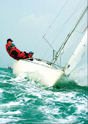 Disabled yachtsman grows stronger through yatchting