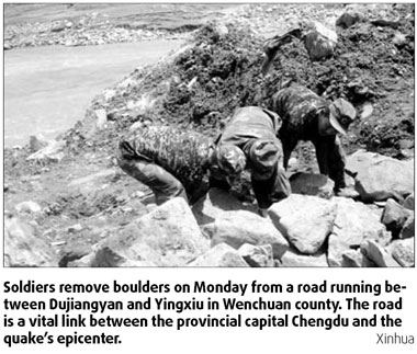 Only one highway open to Wenchuan county