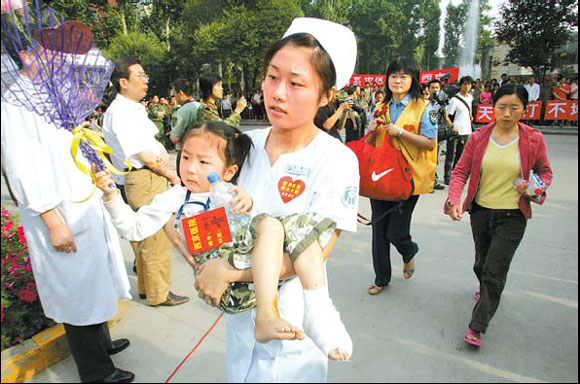 Sichuan to shift 8,000 wounded