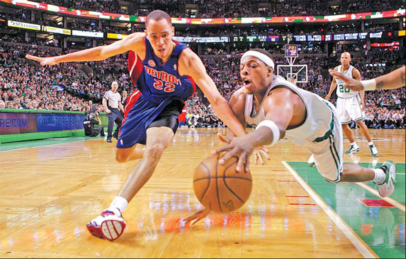 Celtics take it to Pistons in Game 1