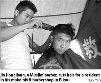 Life goes on in post-quake Bikou