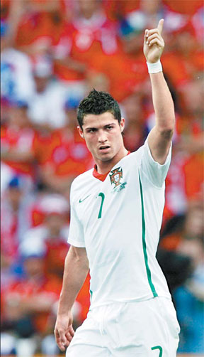 Ronaldo delivers big performance to match the hype