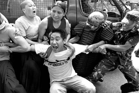 Close look at Tibetan protest in Kathmandu