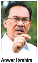 Anwar flees after sodomy accusation