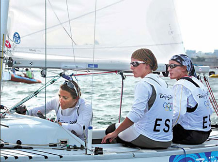 Sailing Azon sisters set sights high