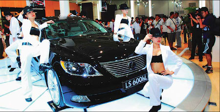 Passenger car sector growth slows