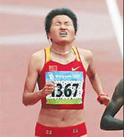 Off Track ..... Short hair secret of Zhou's success
