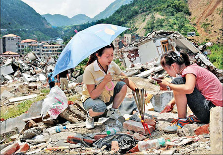 Sichuan homes 'ready by 2009'