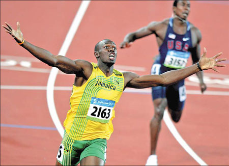 Bolt hits Beijing again in historic run