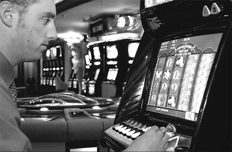 Aristocrat falls on stalling sales