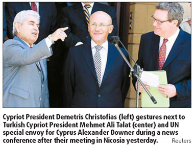 Rival Cypriot leaders launch historic reunification talks
