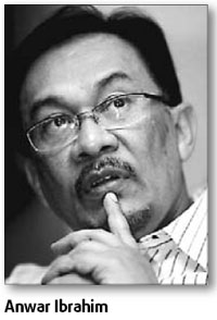 Doctor: No evidence of sodomy against Anwar
