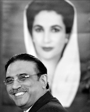 Zardari is sworn in president
