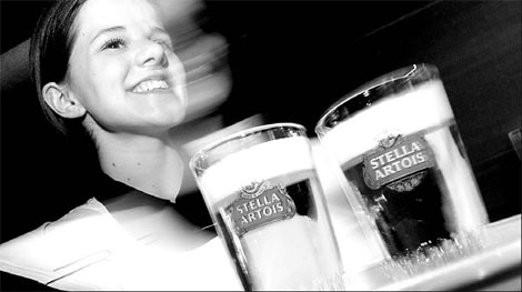 Russia proves battleground for big brewers