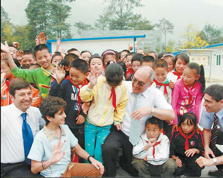 Tales of heroes' valor crosses borders