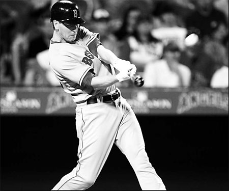 Red Sox dominate Angels