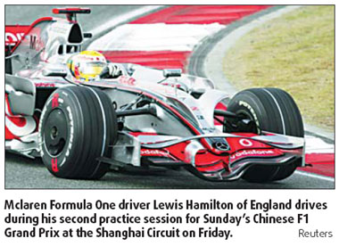 Hamilton on way to win Shanghai Grand Prix
