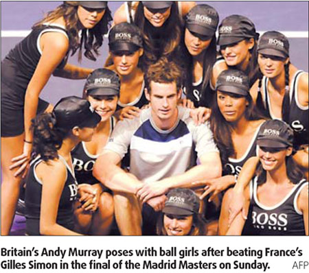 Murray muscles into elite