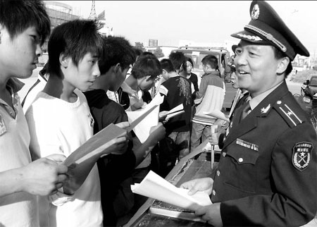 PLA sets sights on smarter soldiers