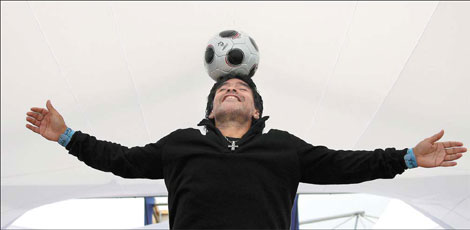 Argentina set to gamble on Maradona