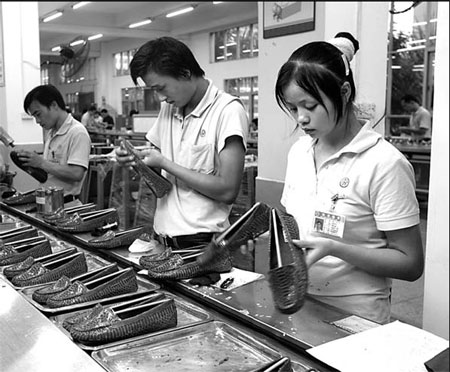 Shoemakers seeking way out
