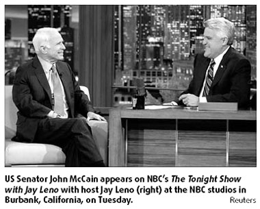 McCain defends Palin in TV interview