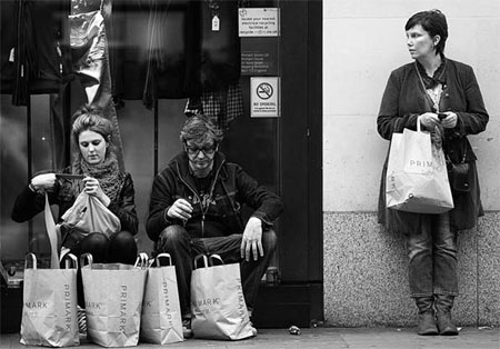 UK retail sales fall again in October