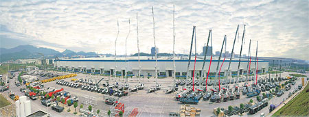 Zoomlion hoists its banner high
