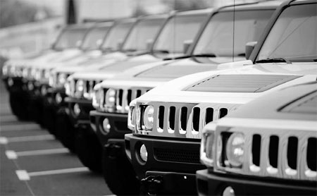 GM considers shedding popular brands