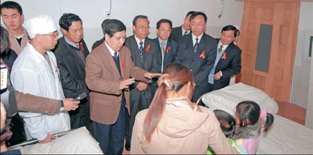 Int'l agencies help Yunnan battle HIV/AIDS