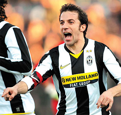 Juve beat Atalanta, Milan sparkle