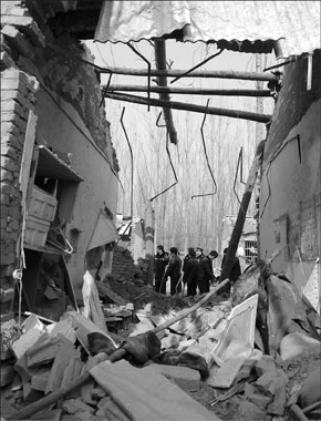 15 die in stored detonator blast