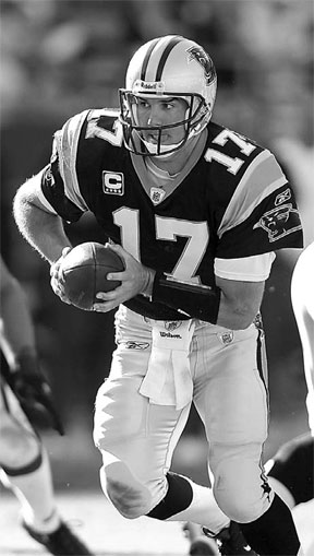 Delhomme raises Panthers to new height
