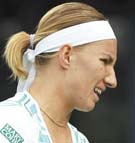 Kuznetsova slumps to early Dubai defeat