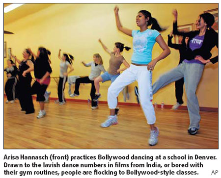 Hip hop + Bollywood moves = big crowds