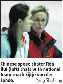 Speed skaters shift up a gear under new Dutch coach