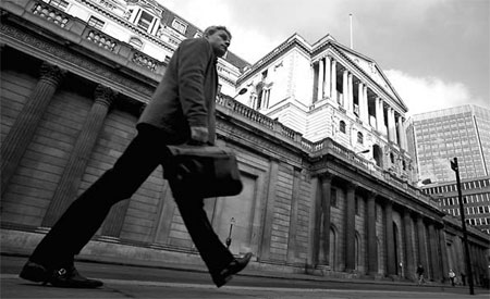 BoE, ECB cut rates to spur demand