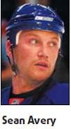 Avery leads Rangers to beat Flyers