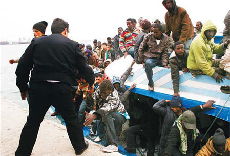 Death toll of drowned migrants crosses 200