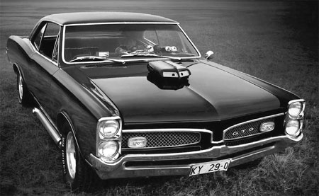 Pontiac drives into the sunset