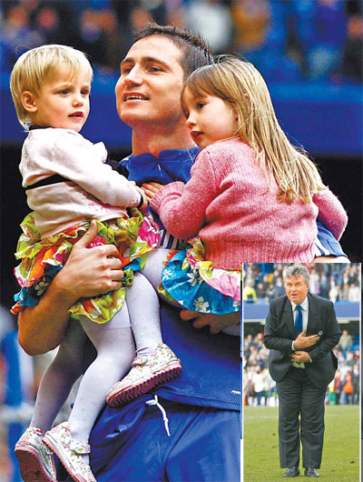 Hiddink tells Chelsea to spend big