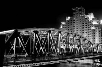 A bridge through the lens