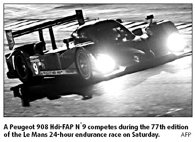 Peugeot take first Le Mans win in 16 years