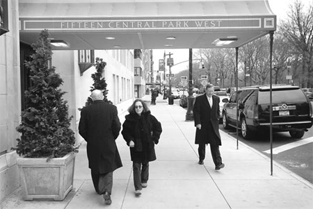 Is housing bust about to take Manhattan?