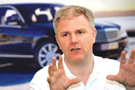 Mercedes sets new record, looks to dealer expansion