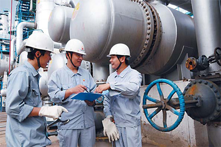 Oil firm refining net up