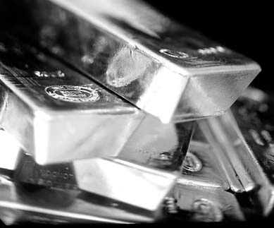 Authorized gold dealers fret as anjins make hay