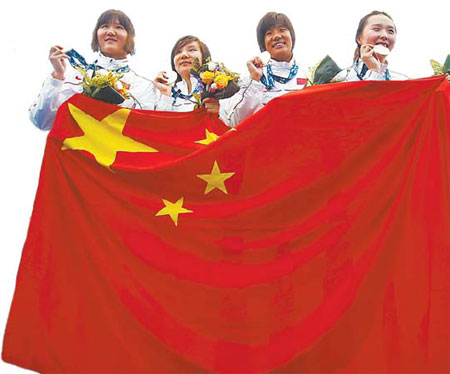 Wuhan swimmer beats back critics