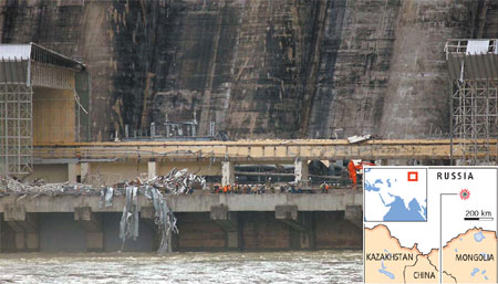 10 dead, 62 missing in Russian dam disaster